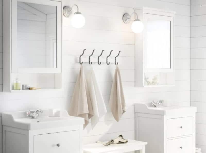 Bathroom Cabinet Ideas That Overflow With Style 2