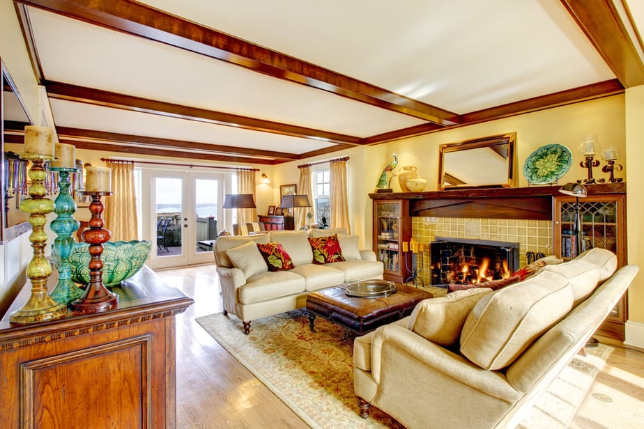 Sparkling country living room design