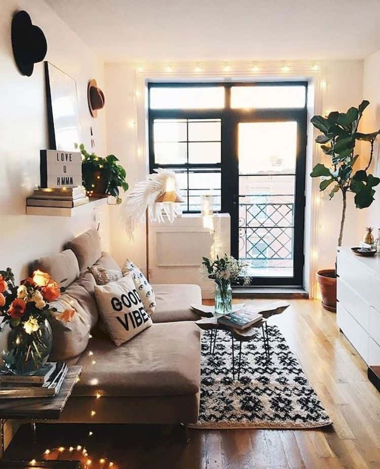 Radiated Bohemian Living Room. Source: simpleandsweets.com
