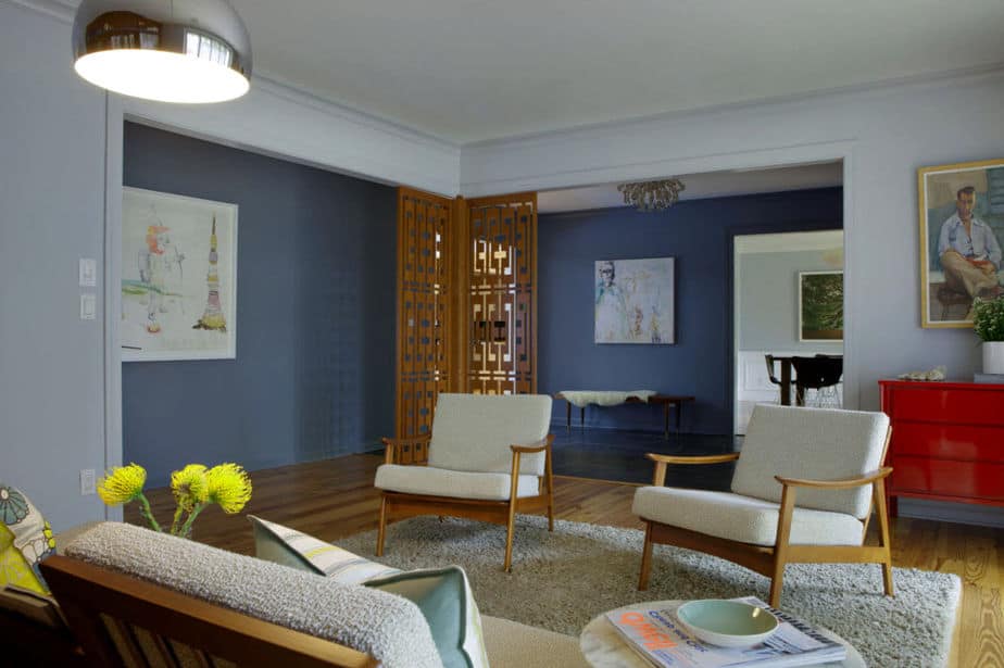 Traditional Mid Century Modern Living Room. Source: marniegoodfriend.com