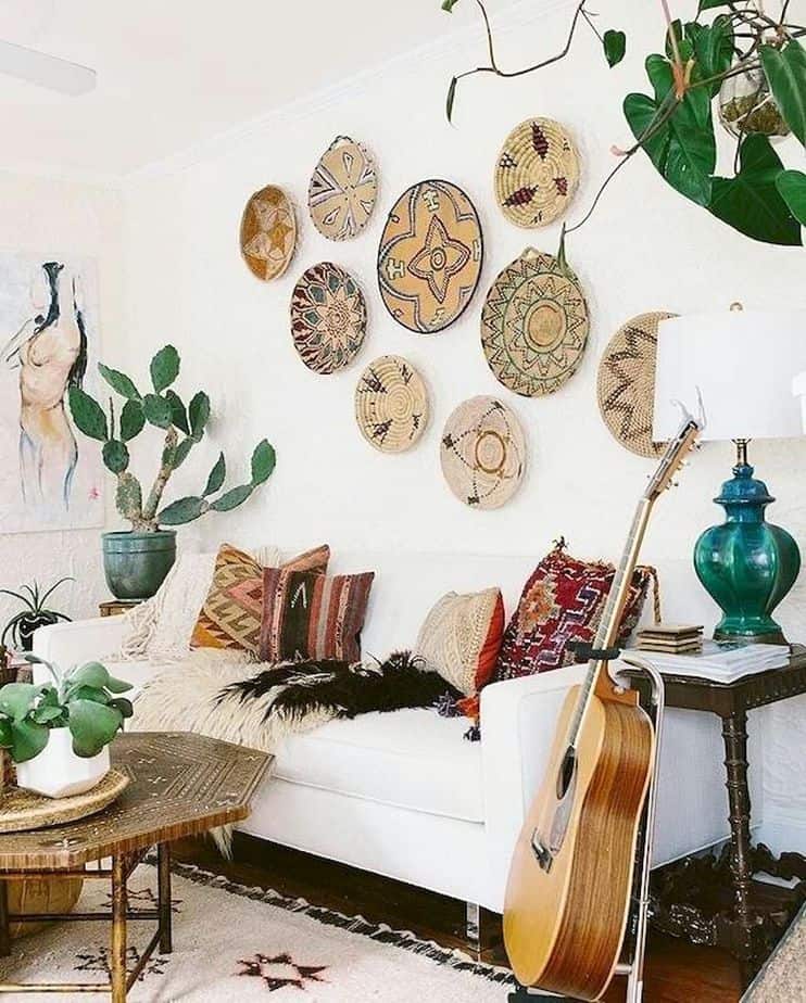 Bohemian Living Room with Wall Displays. Source: willieclancyfestival.com