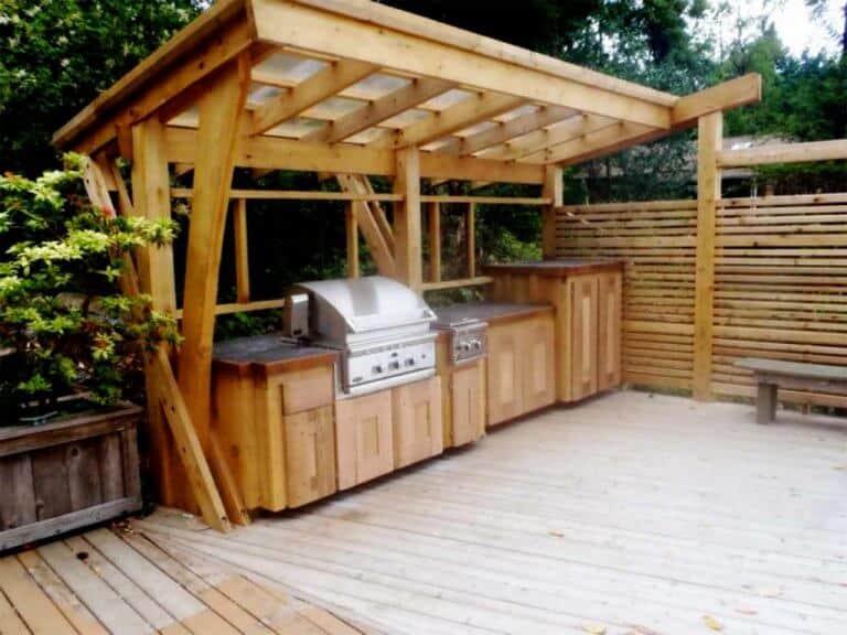 10 Wood Outdoor Kitchen Ideas 2024 (Totally Natural)