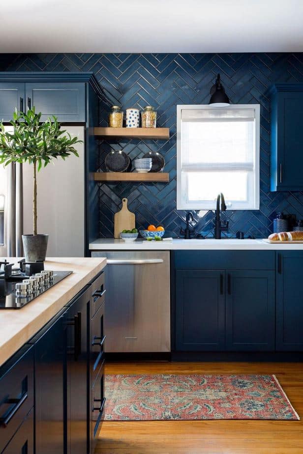 Elegant Blue Kitchen Backsplash