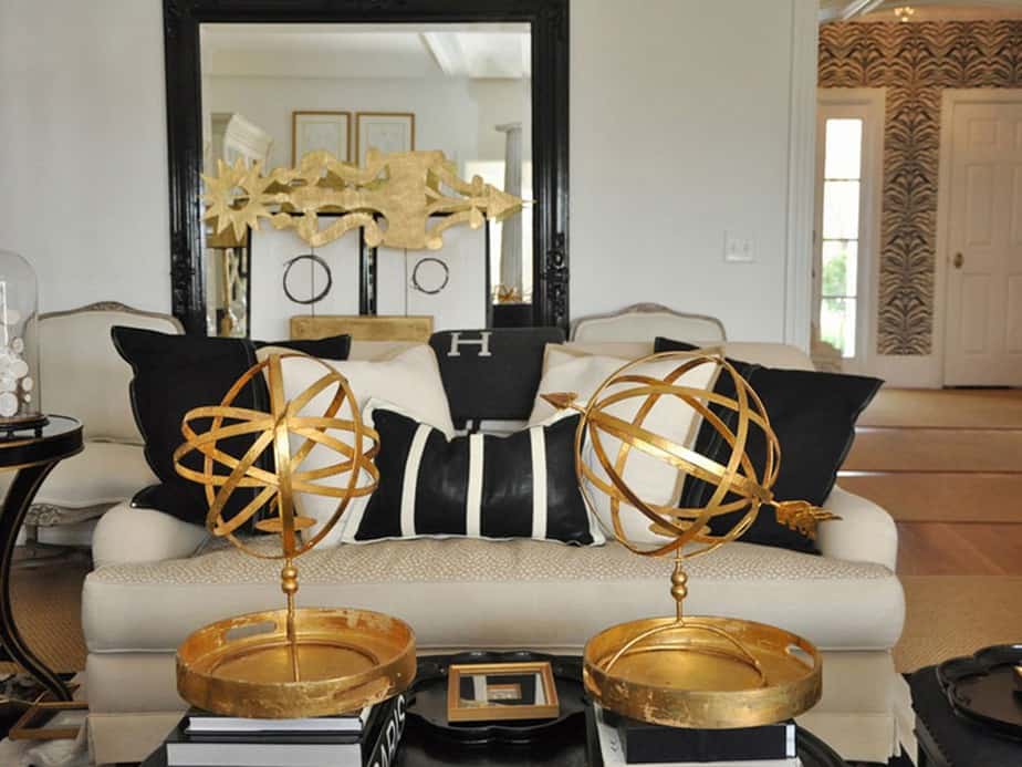 Eye-Catching Black and Gold Living Room