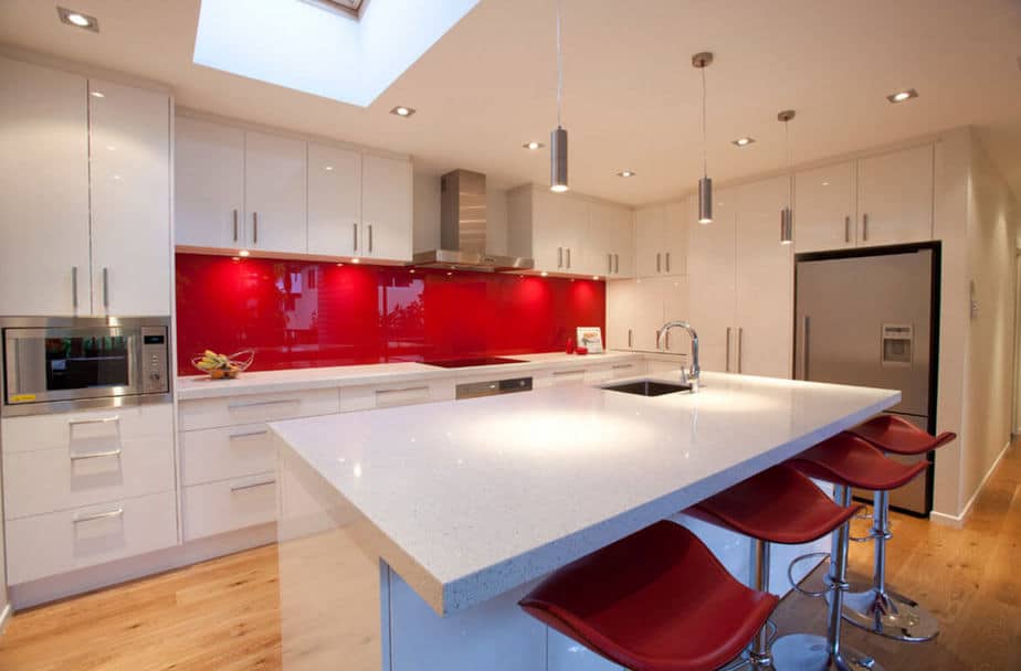 Minimalist, Large Kitchen Island