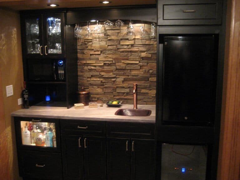 Mosaic Kitchen Backsplash Idea 768x576 