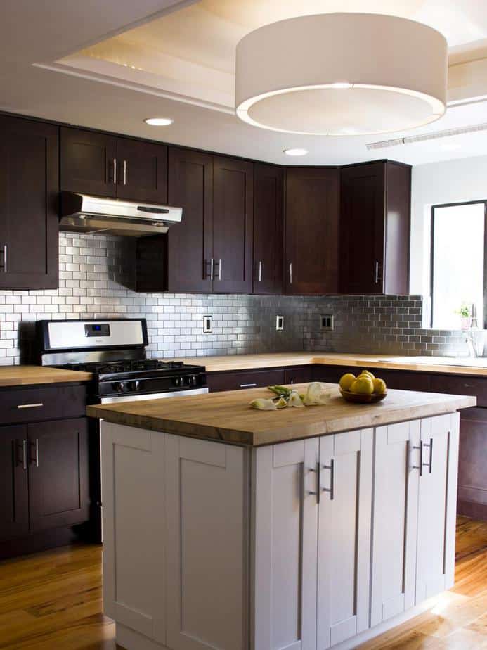 Subway-Styled Stainless Steel Kitchen Backsplash