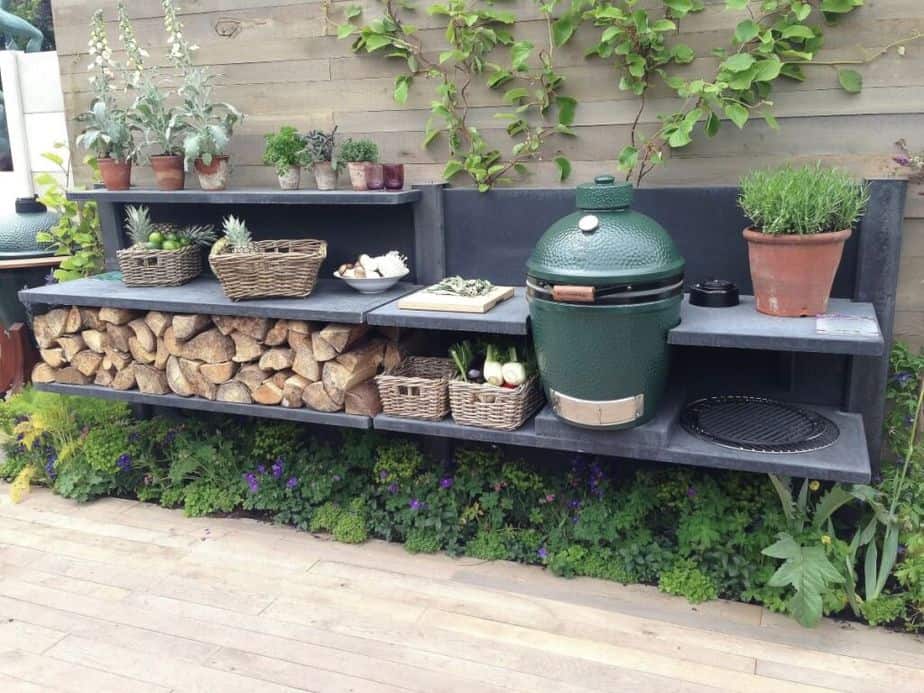 Green Modern Outdoor Kitchen