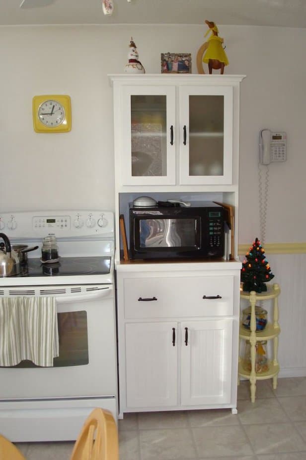 Minimalist Kitchen Hutch 683x1024 