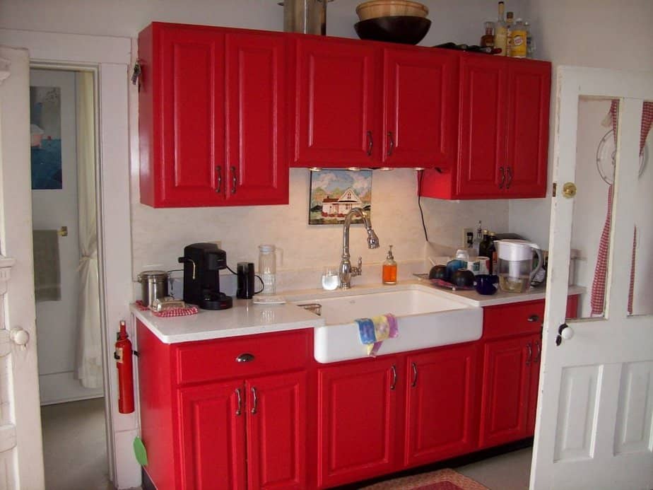 Simple Red Kitchen 1024x768 