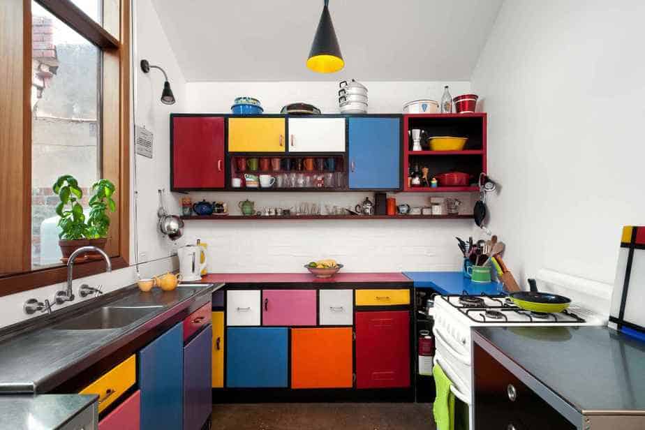 Splendid Colorful Kitchen