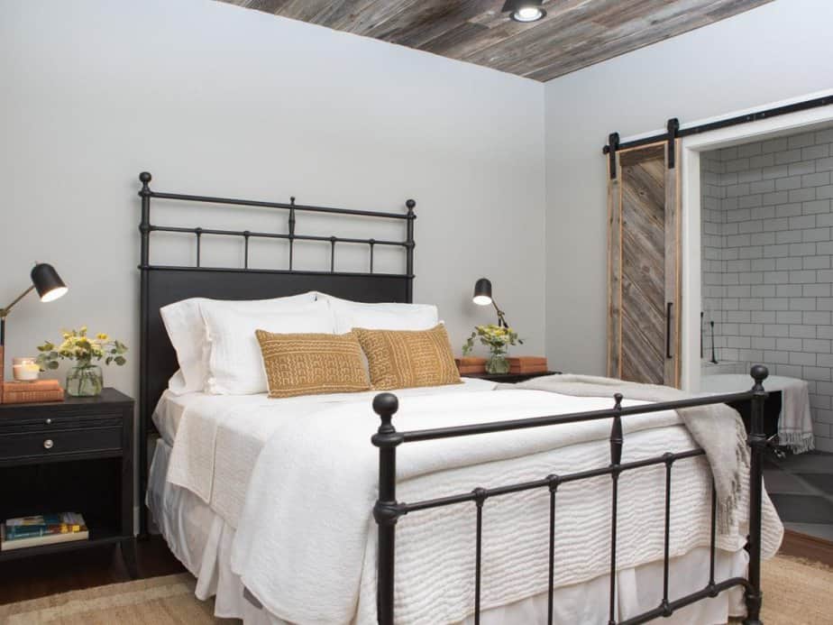 10 Joanna Gaines Bedroom Ideas 2023 (Tips from the Master)