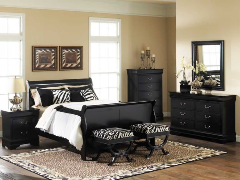 Modern Classic Black Bedroom 768x576 