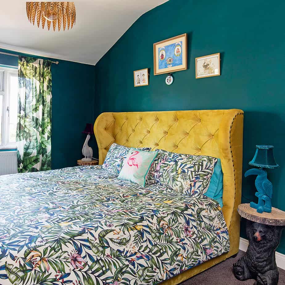 Remarkable Green Bedroom