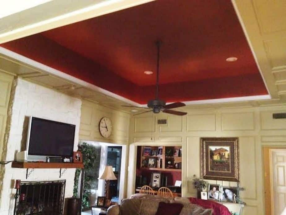 Living Room Tray Ceiling