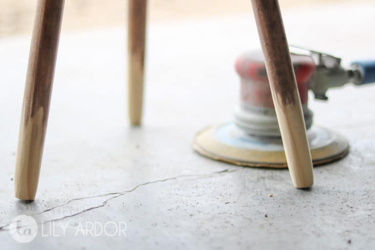 Stain your concrete plant stand’s legs