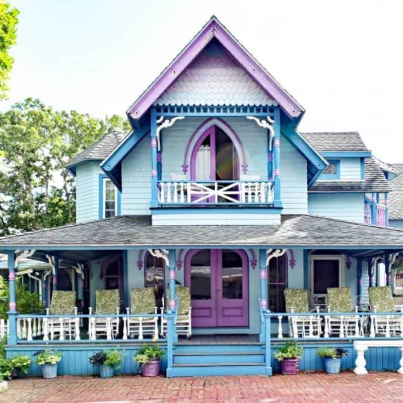 Colors That Go Good with Purple for house
