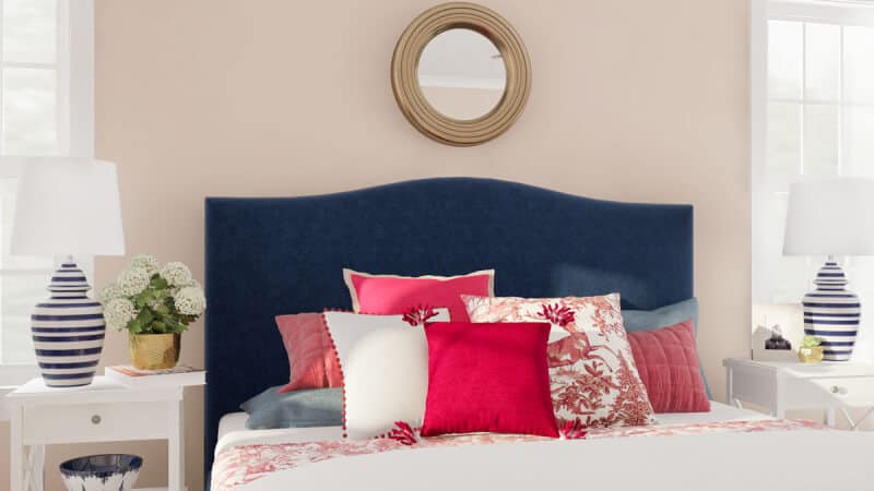 Colors That Go with Red in Bedroom blue shade