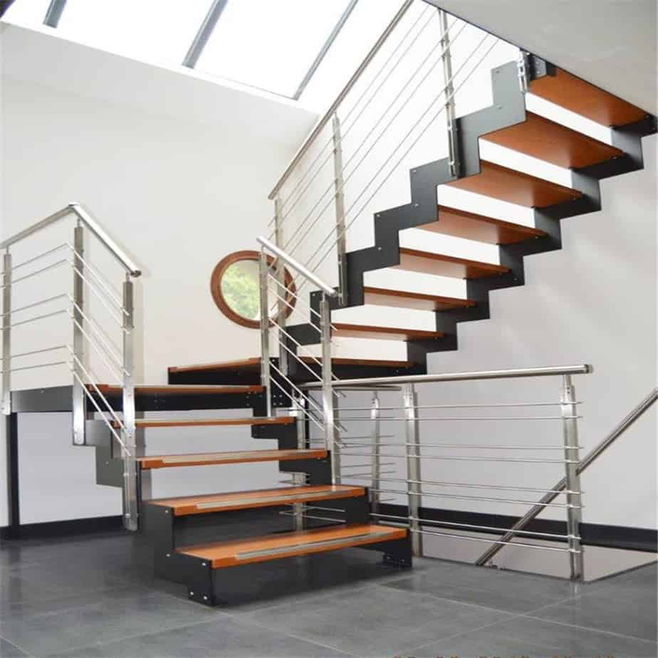 Contemporary wood and metal railing