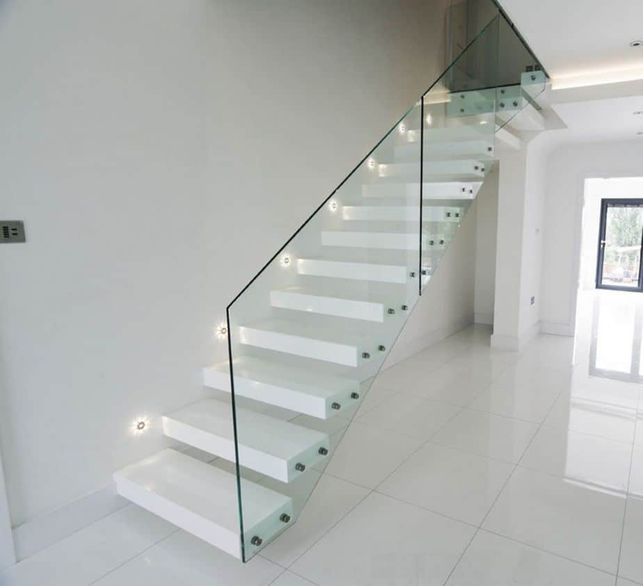 Elegant glass railing