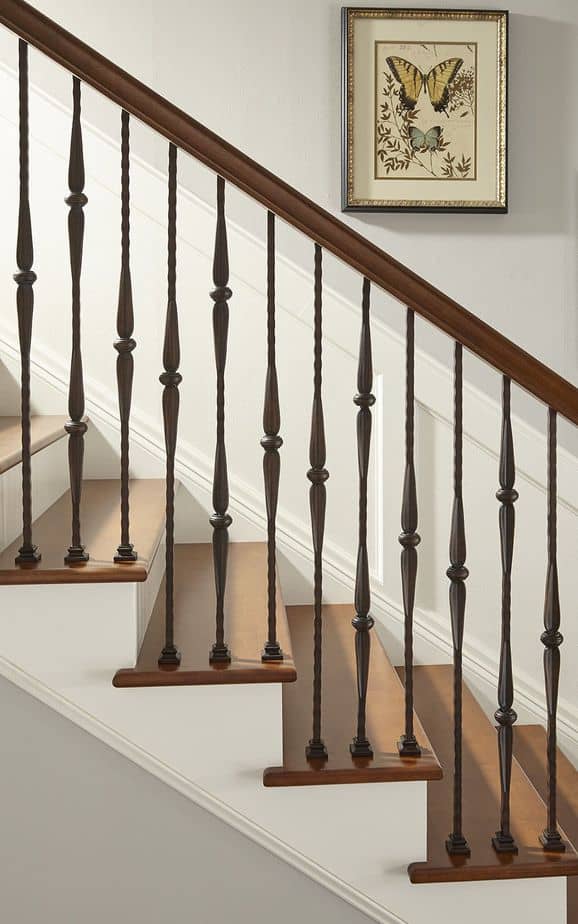 Staircase railing with luxurious design