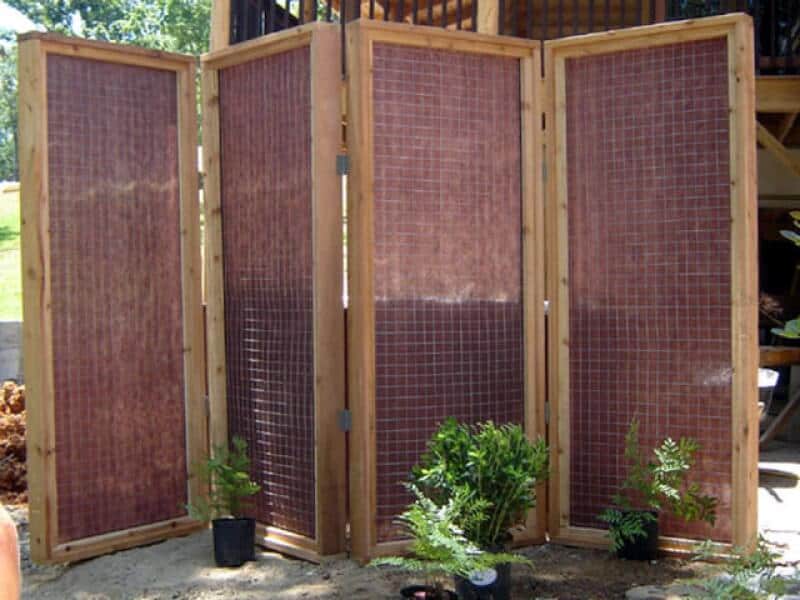 Freestanding Privacy Screen