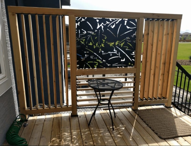 Louvered Privacy Screen