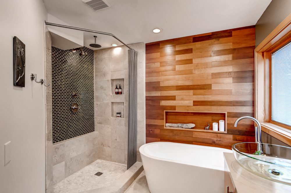 Master Bathroom Ideas That Will Awe You 31