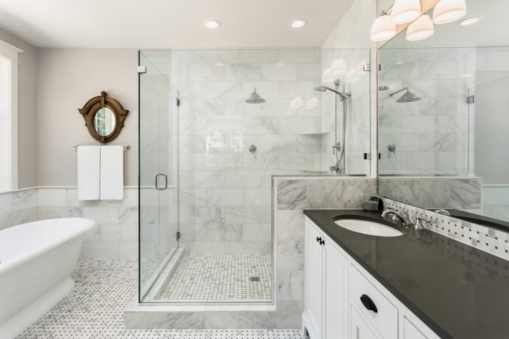 Master Bathroom Ideas That Will Awe You 22