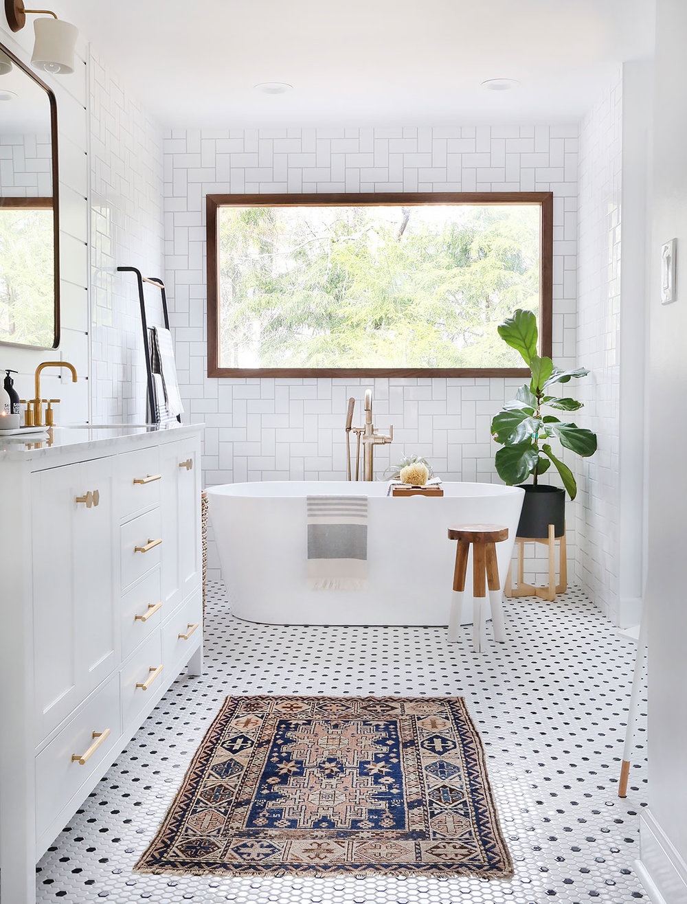 Master Bathroom Ideas That Will Awe You 45