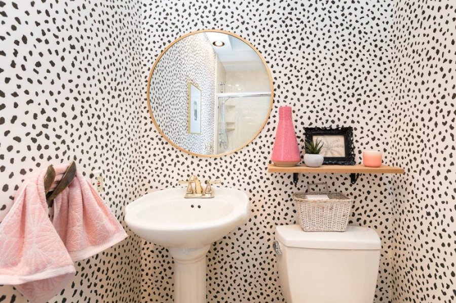 35 Bathroom Wallpaper Ideas 2020 (You Can Try Today) 12