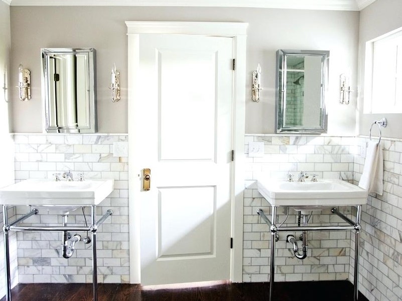 Traditional Bathroom Ideas in Assorted Styles 15