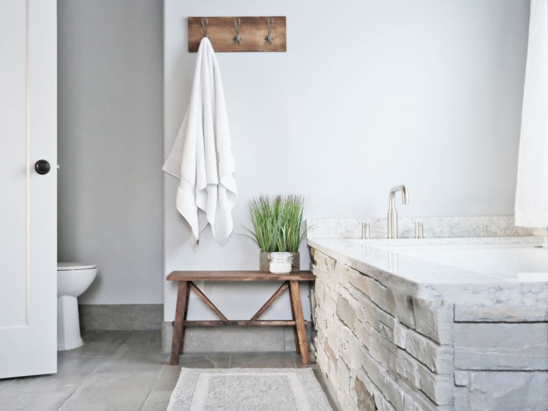 15 White Bathroom Ideas 2020 (Simple yet Elegant) 5