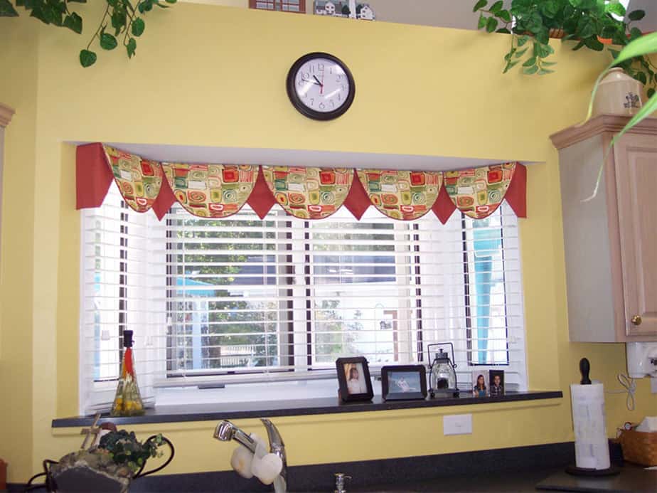 Cute Kitchen Valance