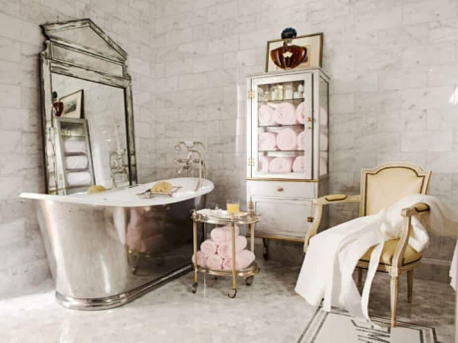 Interesting Shabby Chic Bathroom