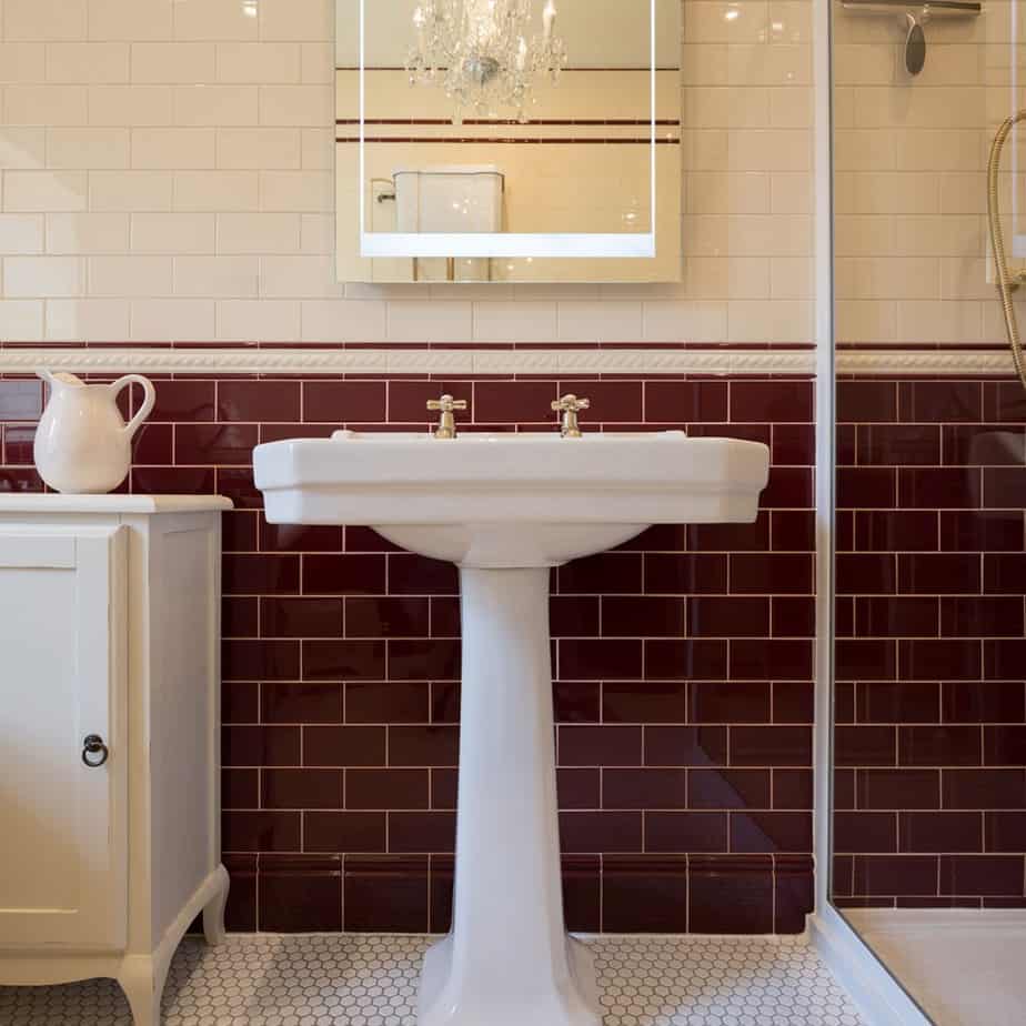 Retro Burgundy Bathroom