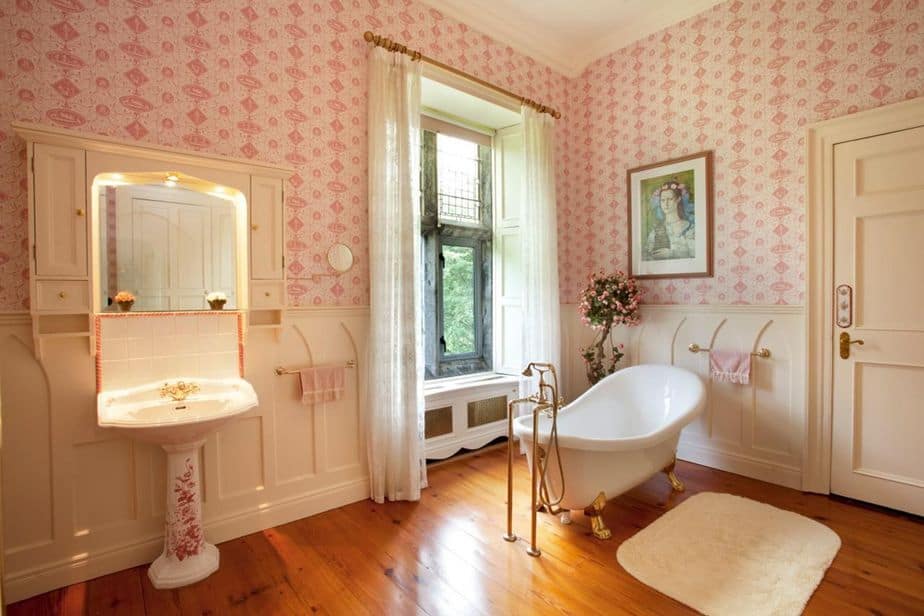 Vintage Pink Bathroom